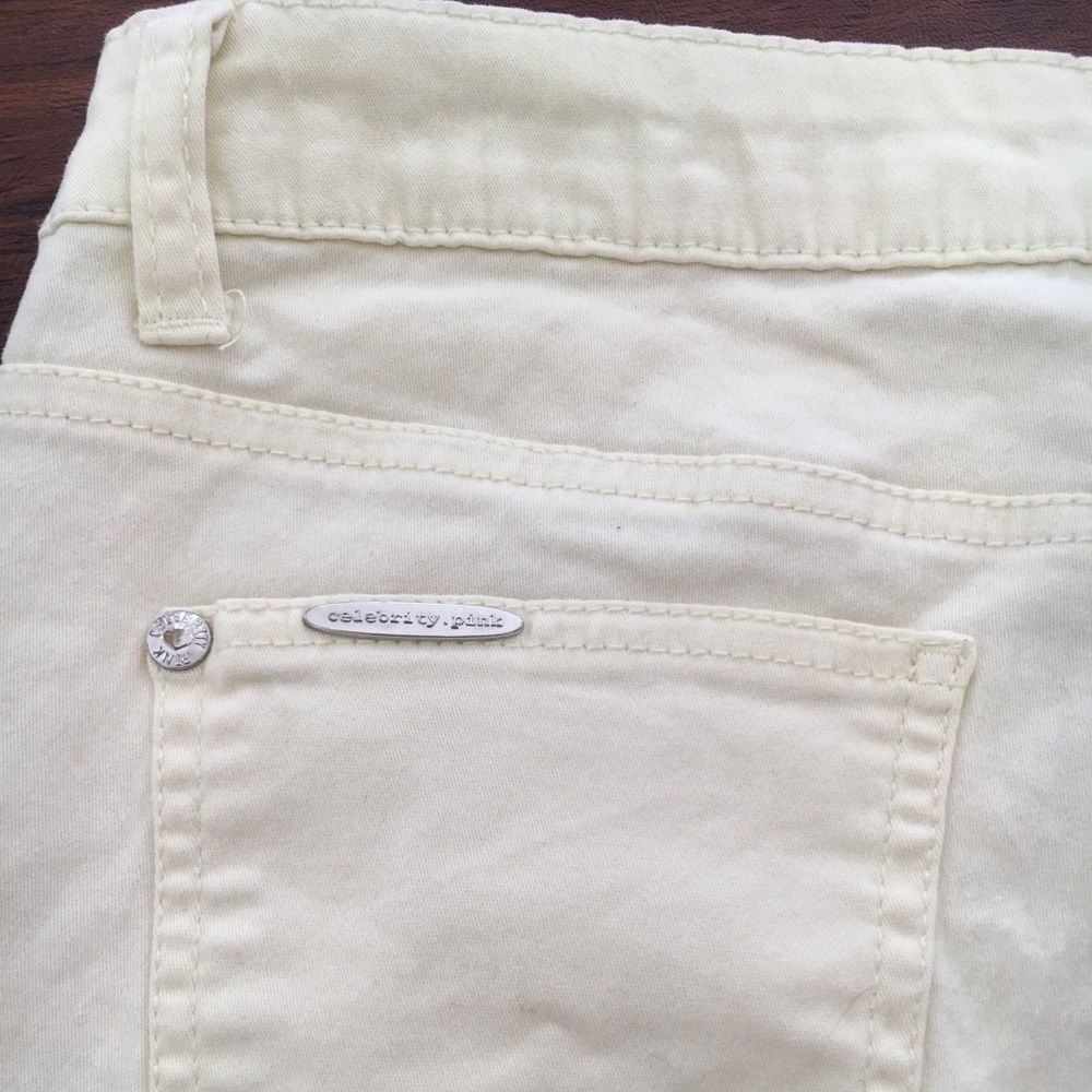 Light yellow pants - Picture 3 of 3